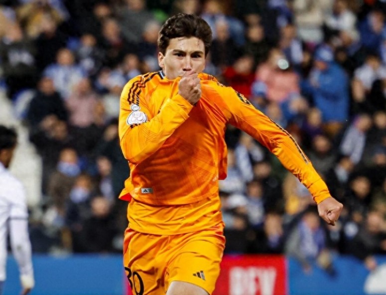 开云体育-包含莱加内斯负于对手，保级压力增大的词条