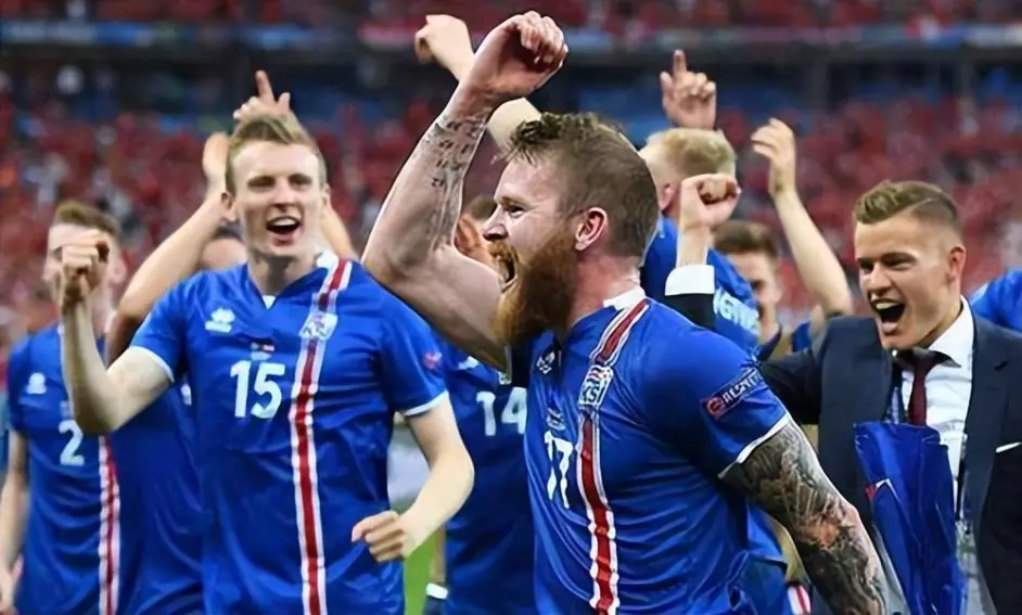 巴恩斯利力压对手，豪取联赛三连胜！的简单介绍