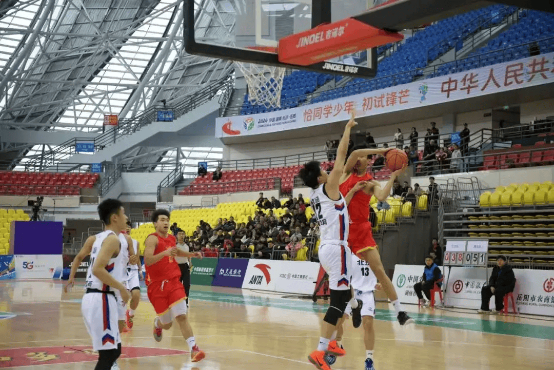 开云体育官网-包含湖北队力克长沙篮球队，晋级神奇的词条