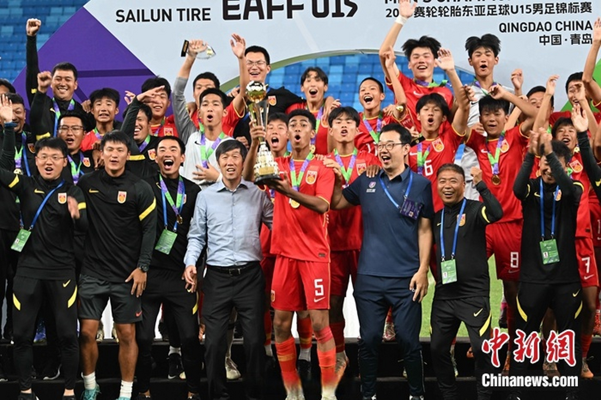 开云体育中国-关于精彩足球比赛：东亚队伍连胜晋级淘汰赛的信息