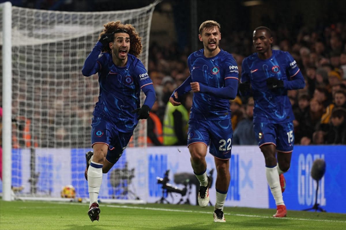 包含切尔西客场落败，遭遇迎头痛击的词条