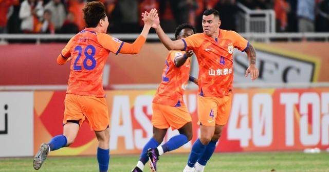 开云体育-中超杰出表演惊艳眼球，亚冠赛事掀起热议的简单介绍