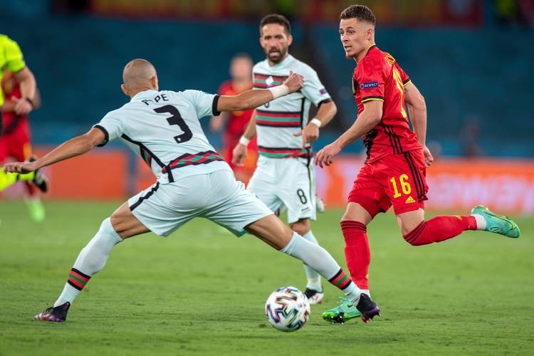 关于斯洛伐克队力挽狂澜，闪现出线望之光的信息