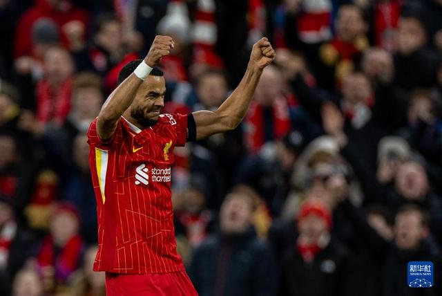 包含利物浦核心因伤缺席欧冠决赛，球队备战受挫的词条