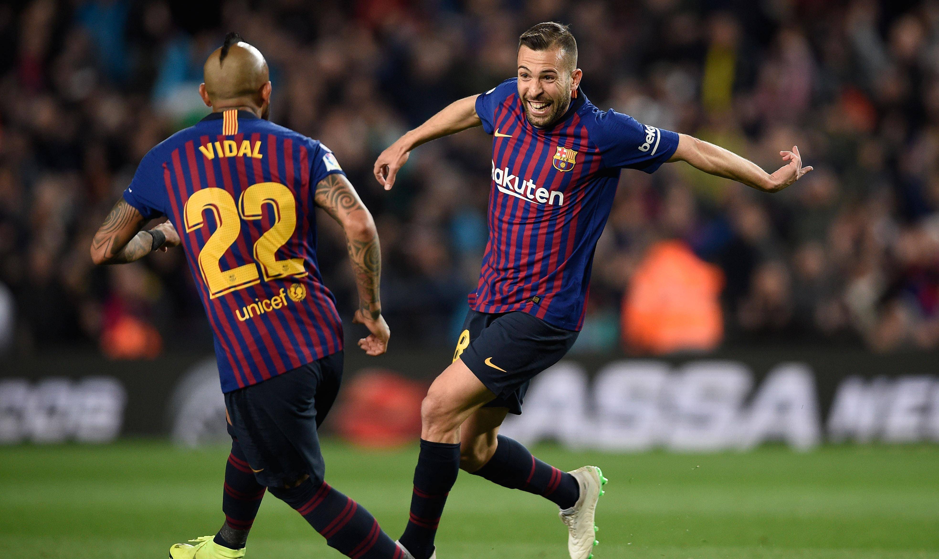 比利亚雷亚尔新援积极融入球队,表现出色 比利亚雷亚尔新援积极融入球队,表现出色