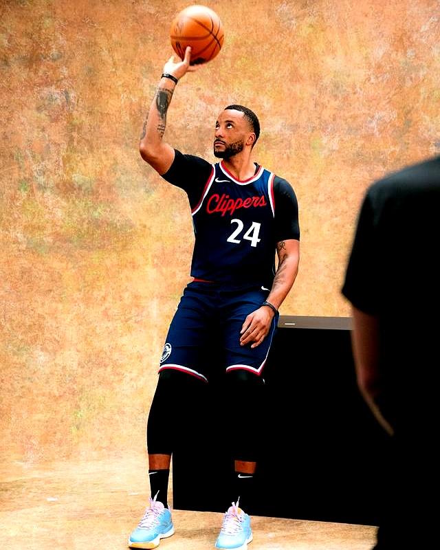 开云体育入口-快船队稳扎稳打，将比分优势保持到底的简单介绍