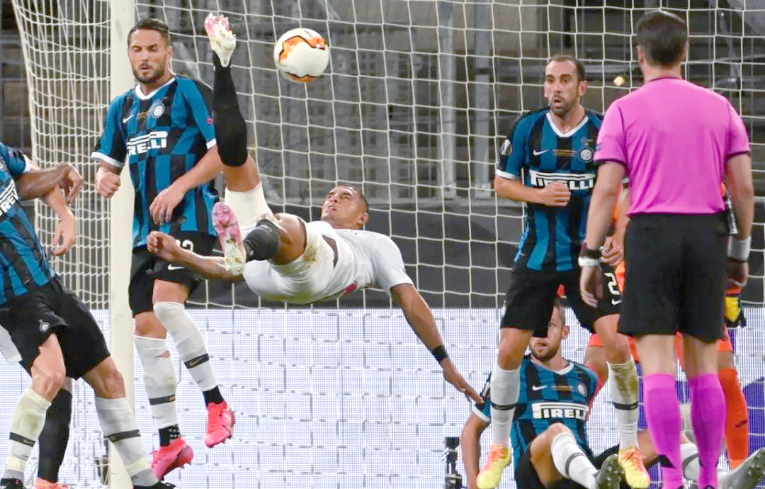 关于塞维利亚客场实现逆袭,夺得关键胜利的信息 关于塞维利亚客场实现逆袭,夺得关键胜利的信息