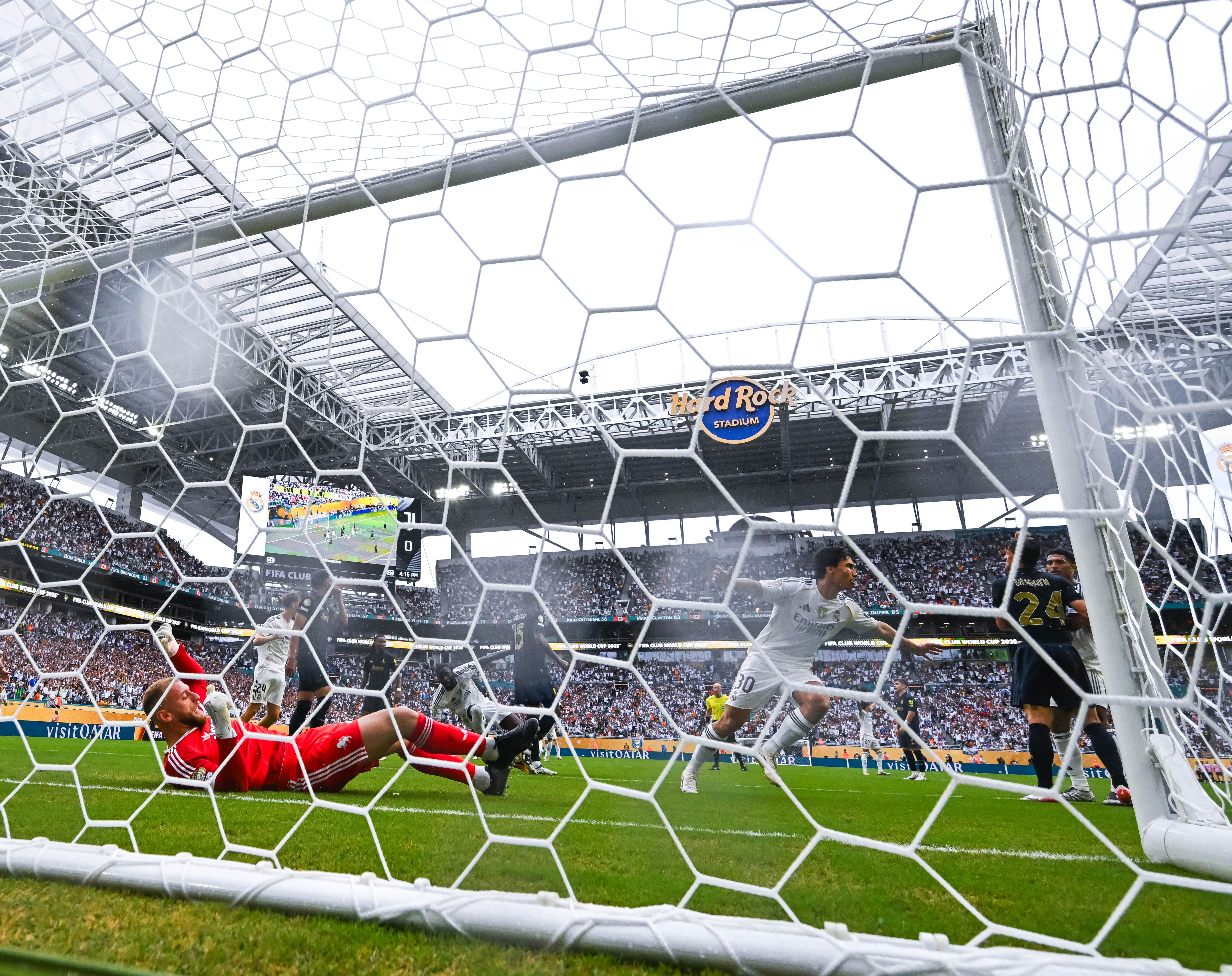 摩纳哥击败皇家马德里，晋级八强