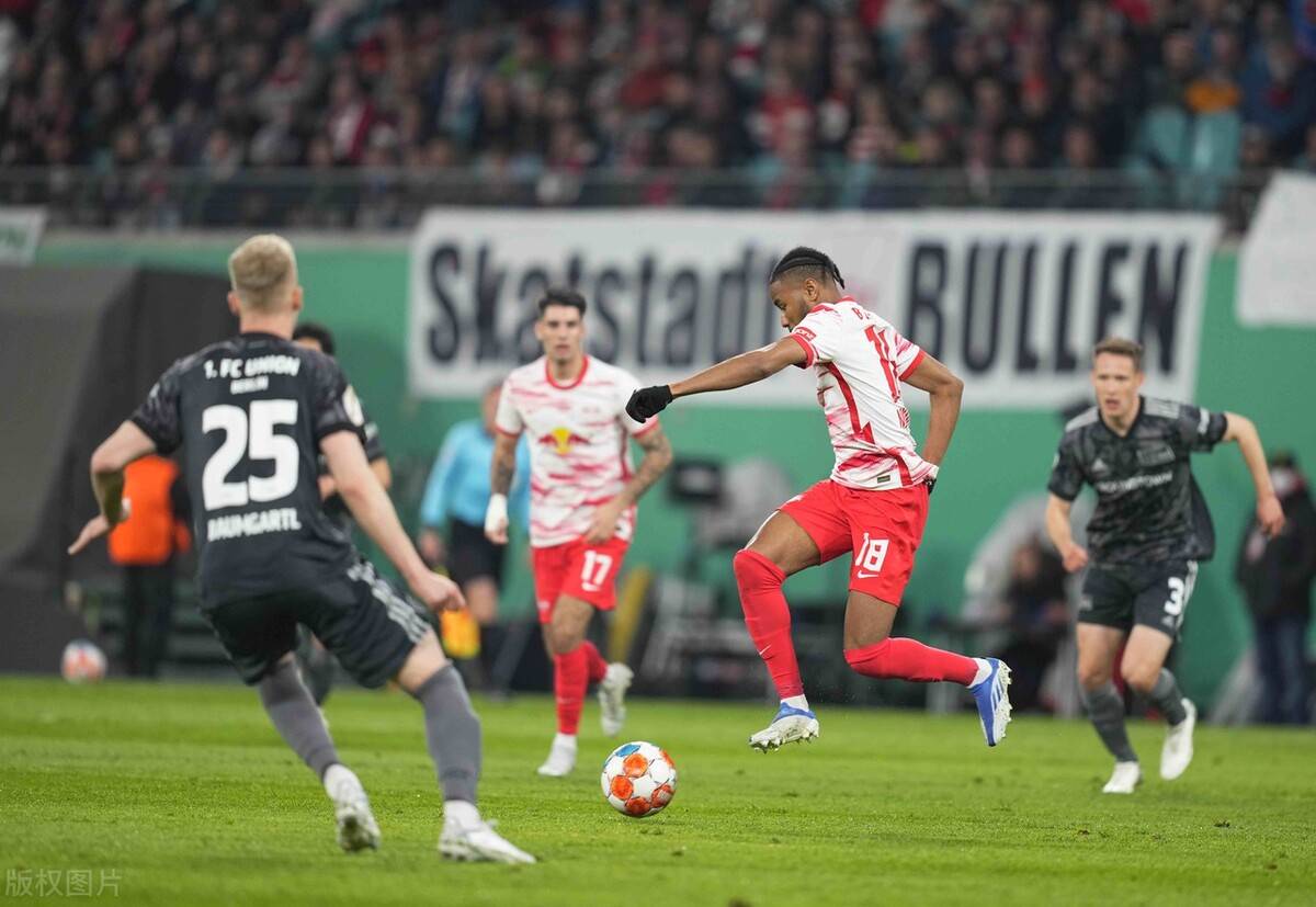 开云体育平台APP-关于斯图加特主场击败沃尔夫斯堡，迎来胜利的信息