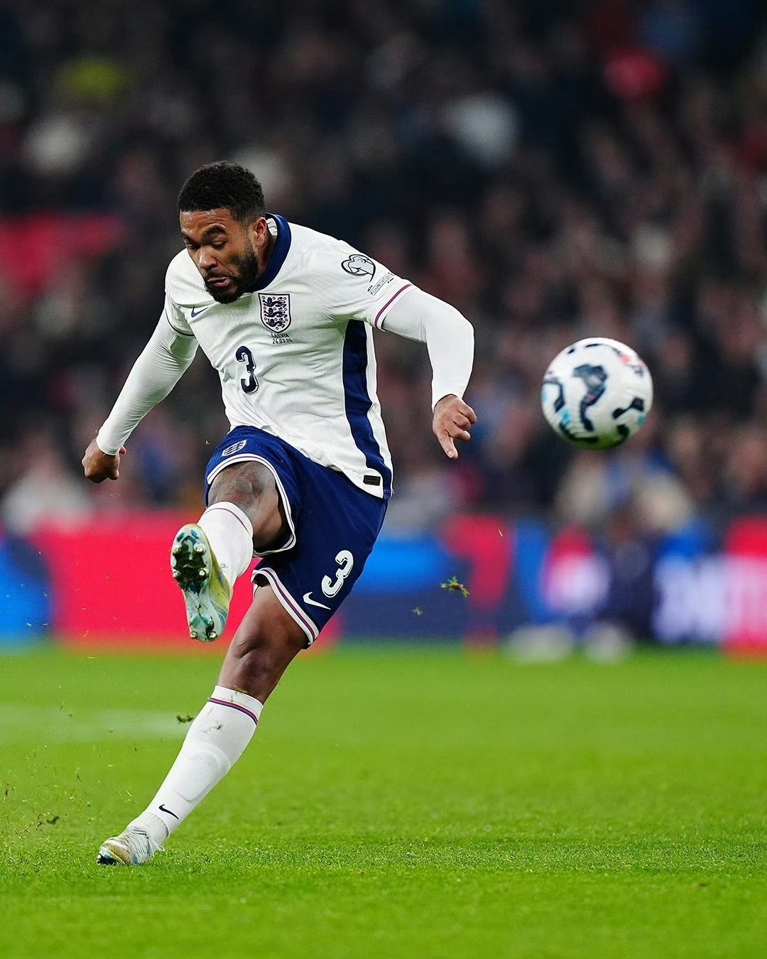 英格兰队吞下苦果，遗憾无缘欧预赛淘汰赛的简单介绍