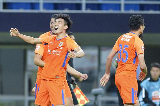 亚冠小组赛：天津泰达步步为营迈入八强的简单介绍