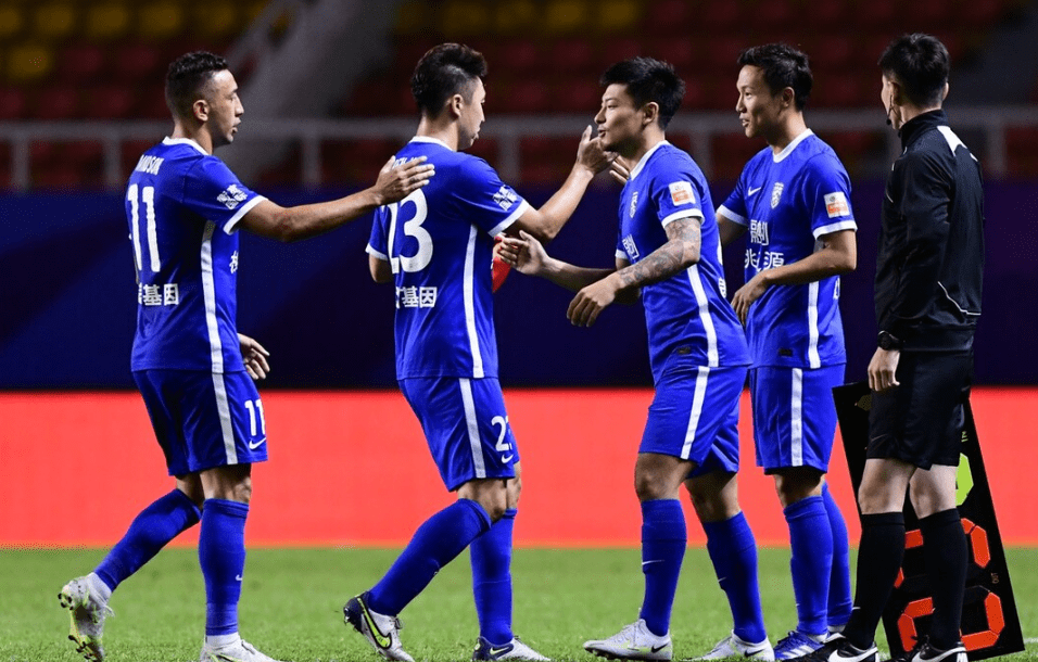 客场作战捉随机击败对手，赢得尊重