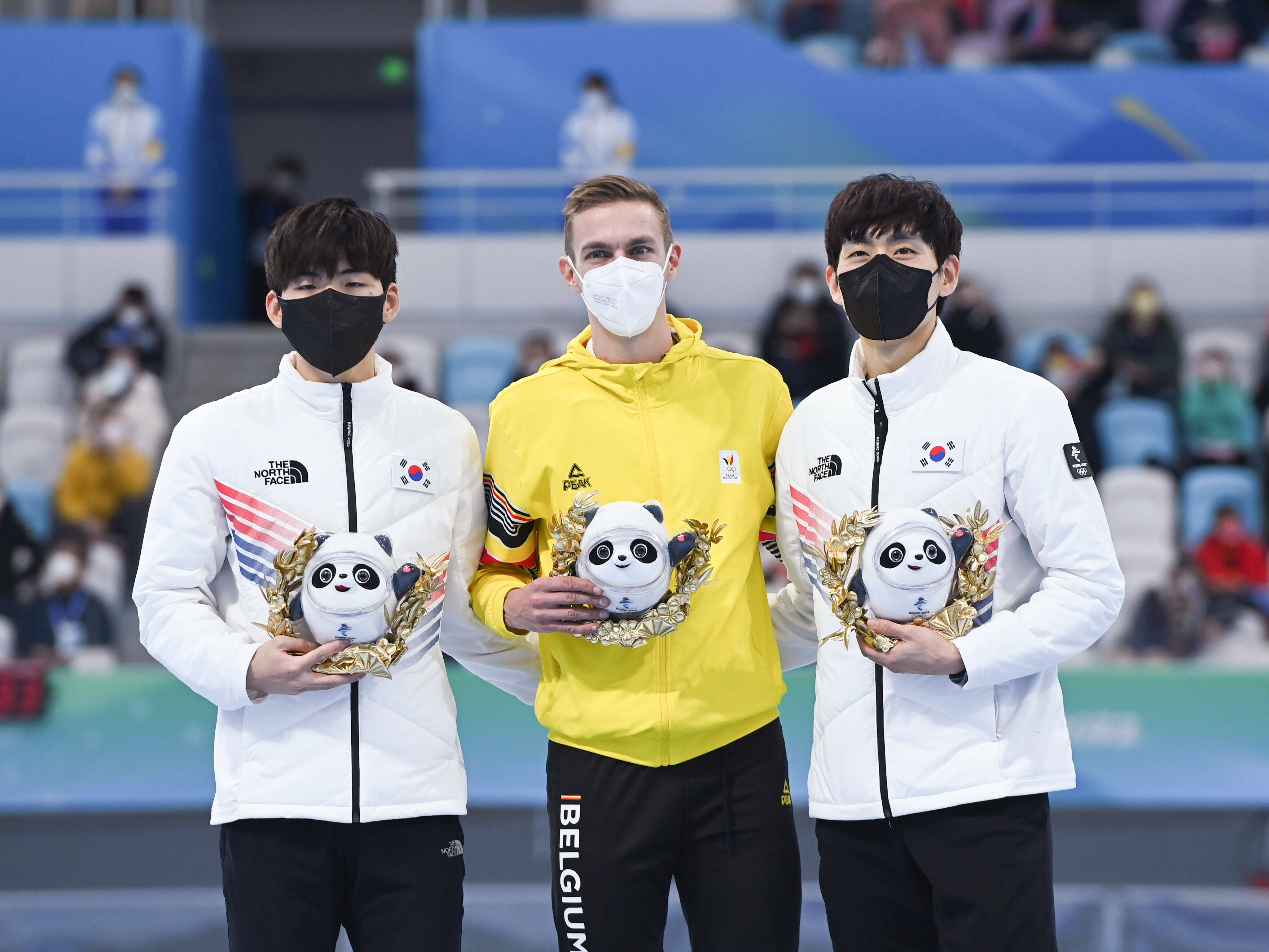 比利时选手逆袭首问男子重量级冠军的简单介绍