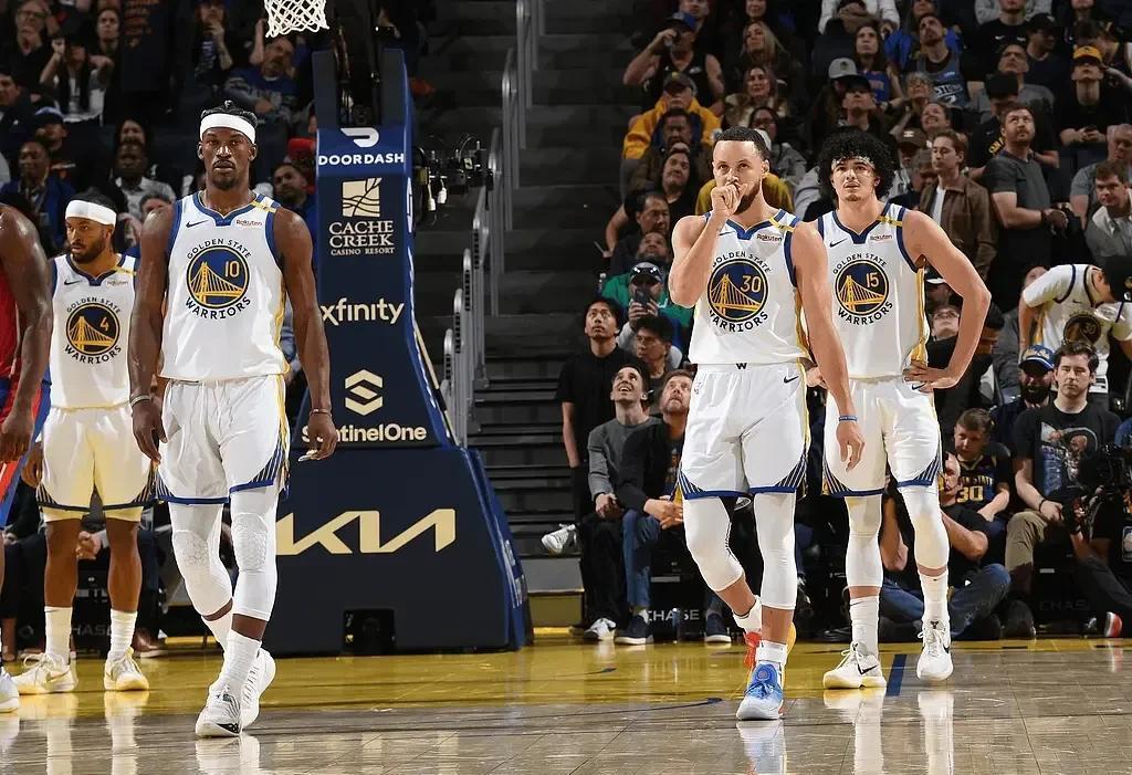 勇士双杀掘金，取得连胜