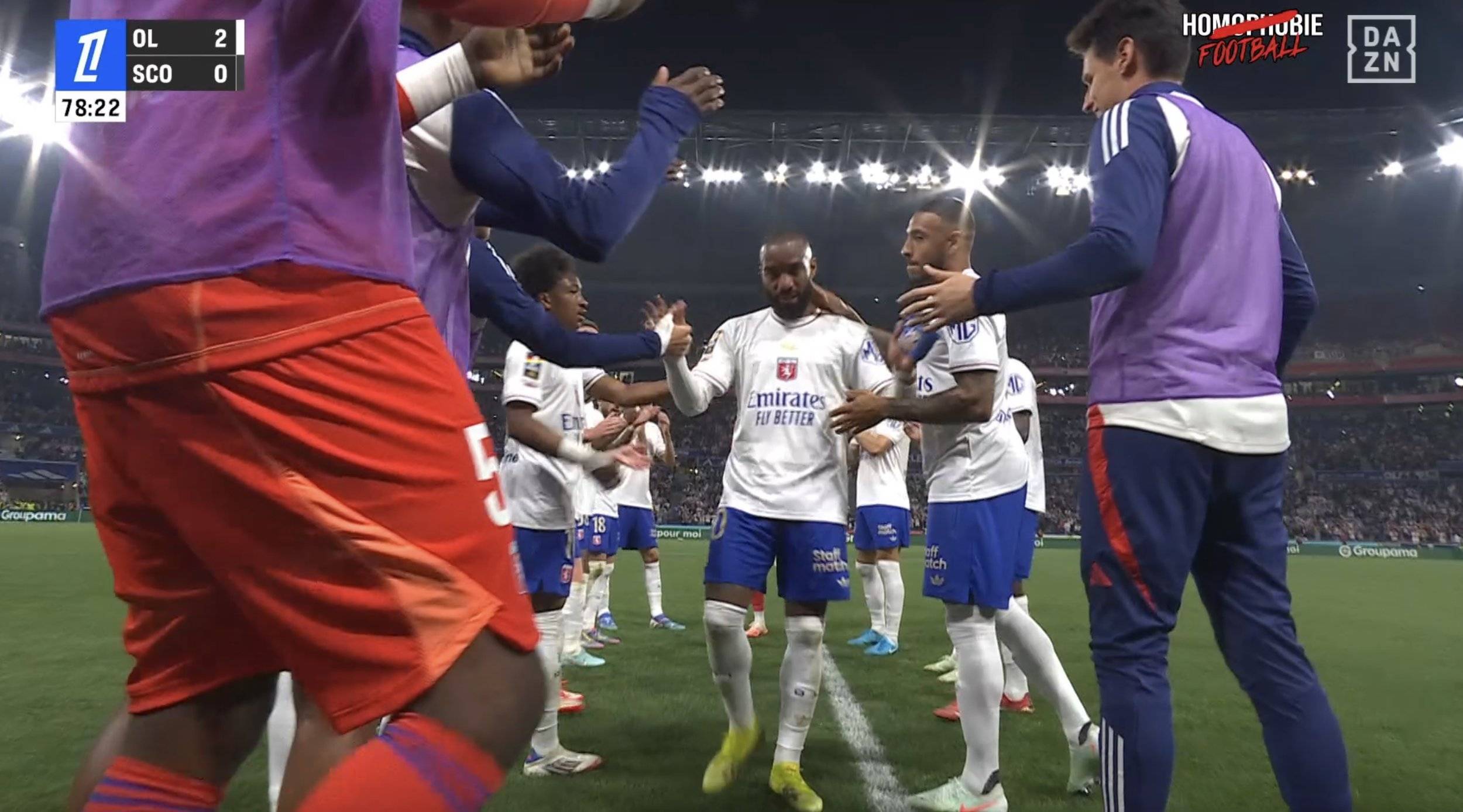 昂热主场取胜里昂，赢得宝贵三分的简单介绍