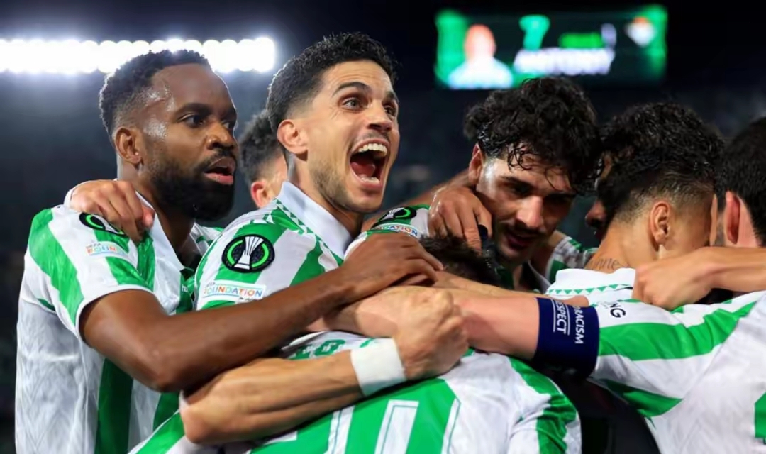 包含阿拉维斯挑战贝蒂斯，争夺背靠背胜利的词条