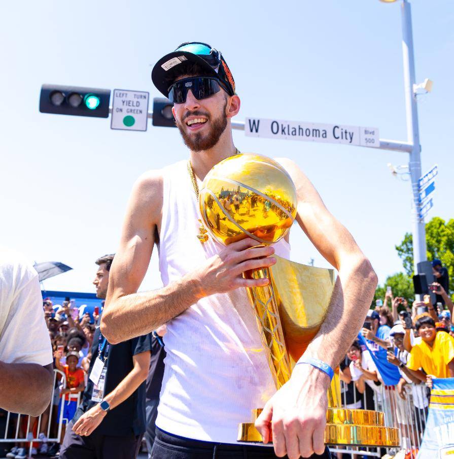 开云下载-包含联盟年度夺冠赛事开幕，争夺盛大奖杯的词条