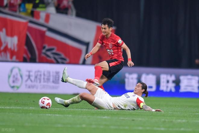 深圳队遭遇危机,主帅呼吁全队团结一致 深圳队遭遇危机,主帅呼吁全队团结一致