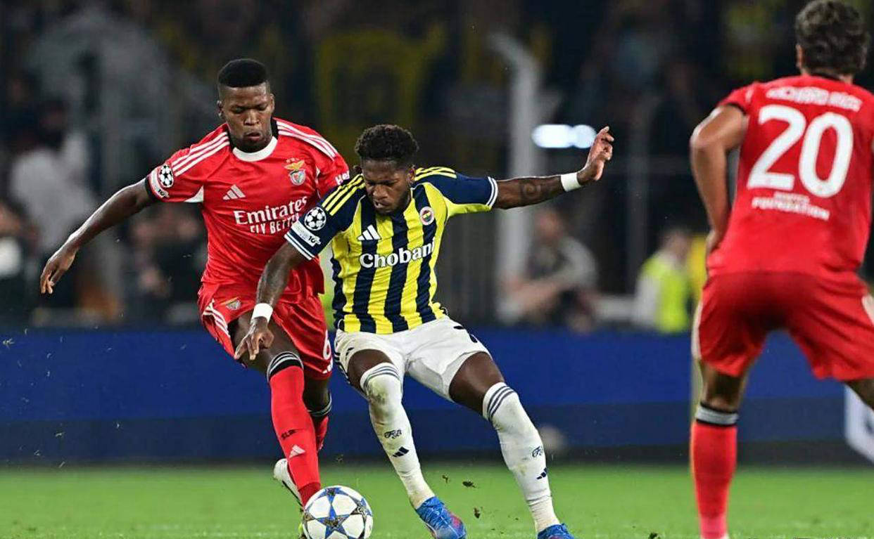 包含阿塞拜疆球队陷入困境欧冠资格之争严峻的词条