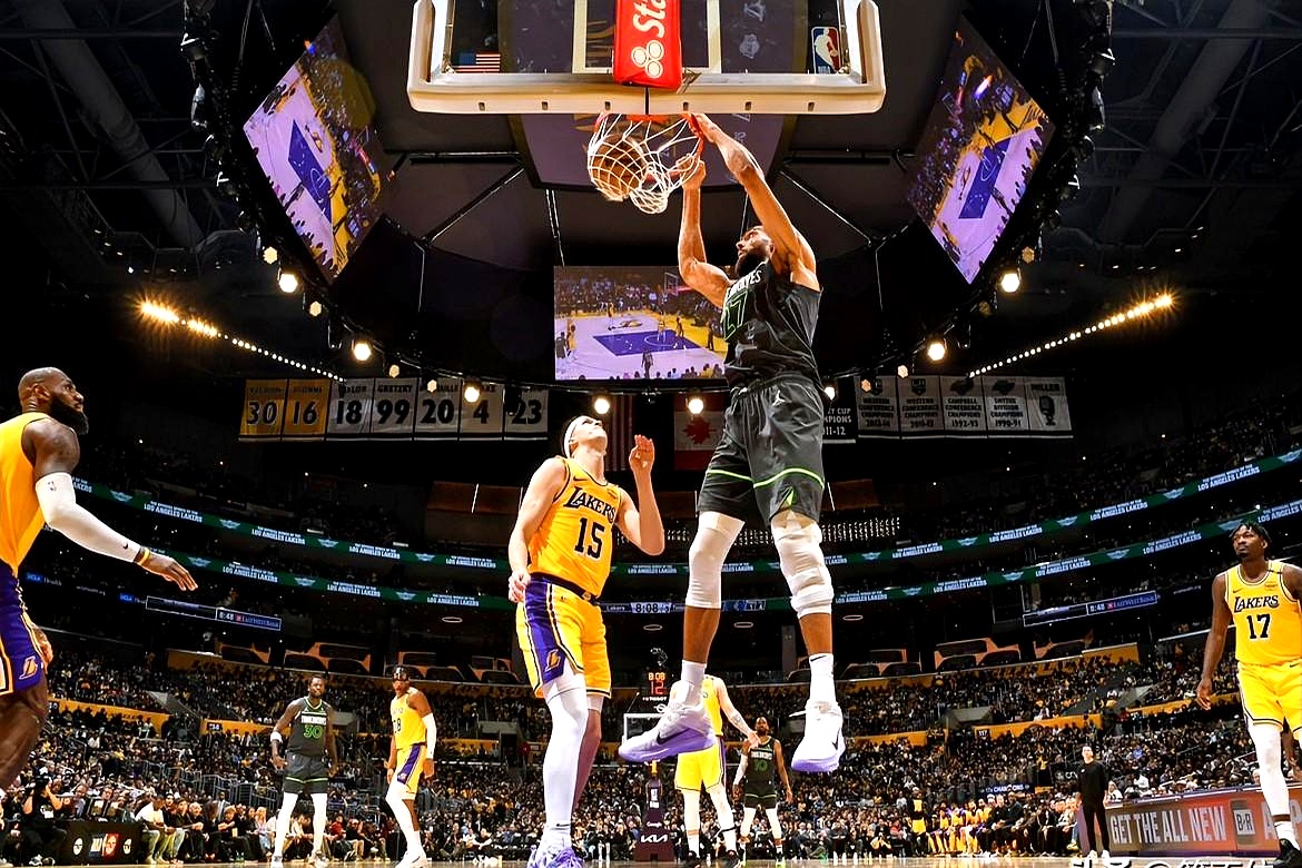 湖人绝地反击快船,戈贝尔爆发神勇的简单介绍 湖人绝地反击快船,戈贝尔爆发神勇的简单介绍