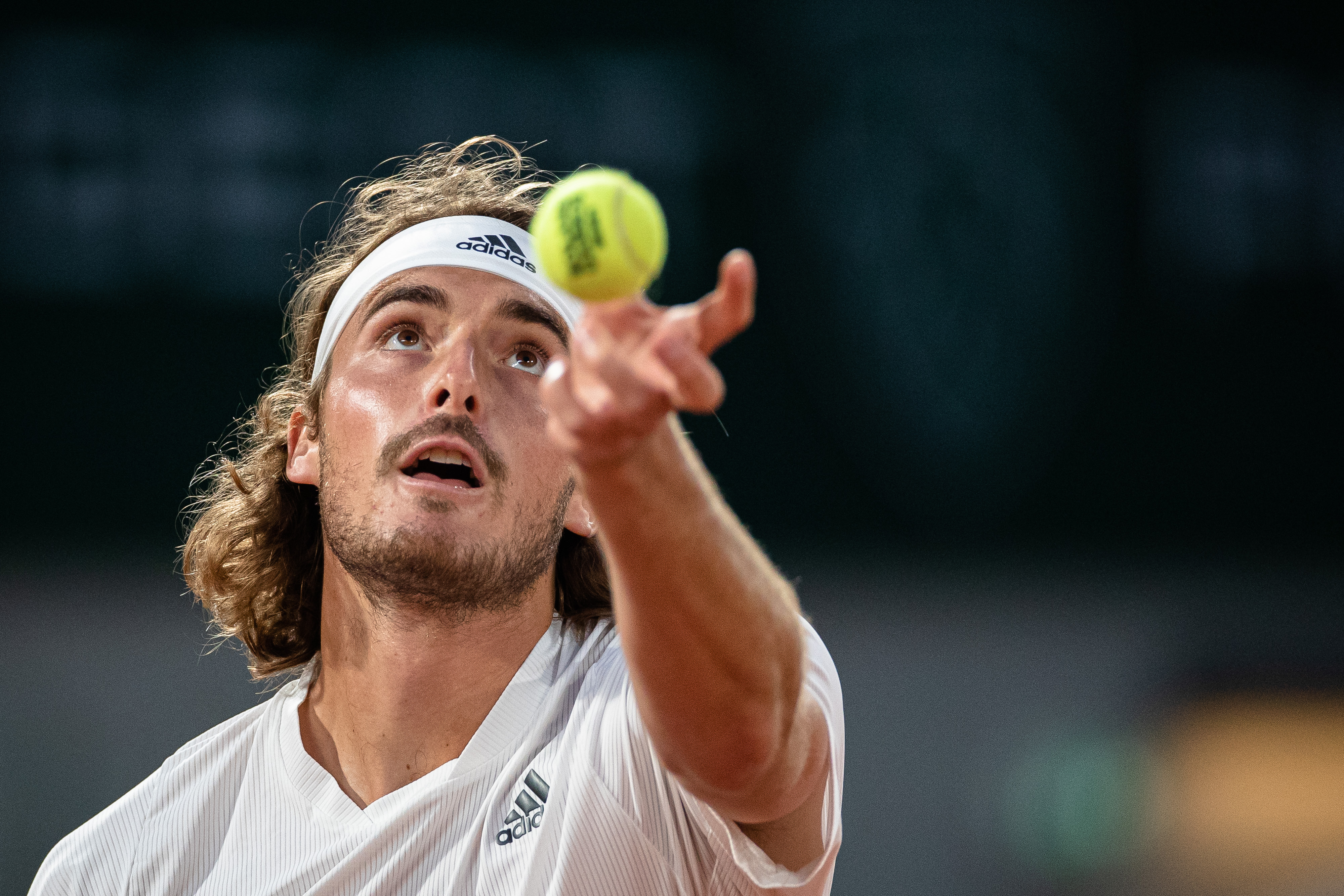 开云APP-意大利网球队爆冷美国网球队，西西帕斯制霸全场的简单介绍