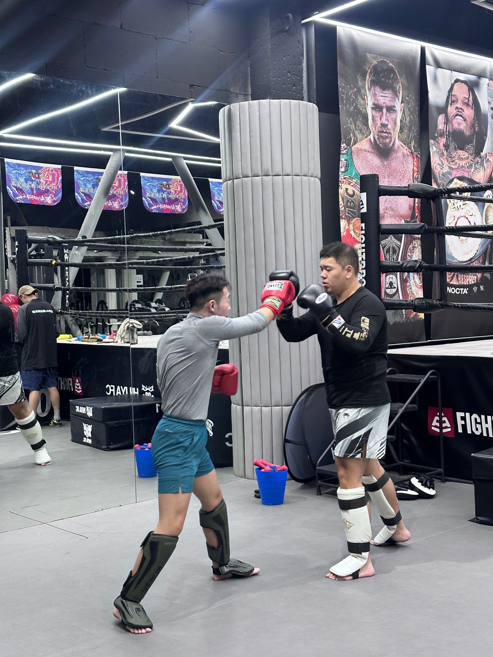 关于拳击球员突破自我,表现堪称完美的信息 关于拳击球员突破自我,表现堪称完美的信息