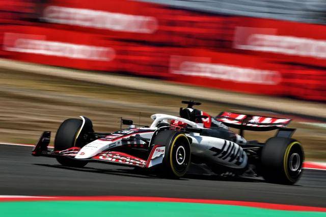 包含迈凯伦鏖战威廉姆斯,皮亚斯特里带队取胜的词条 包含迈凯伦鏖战威廉姆斯,皮亚斯特里带队取胜的词条